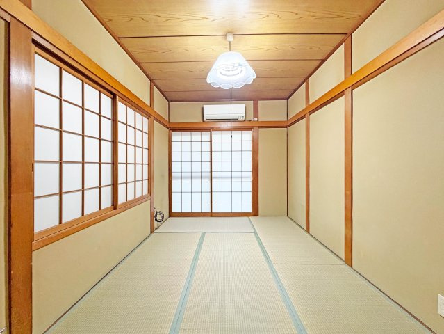 惟信町5丁目戸建の和室