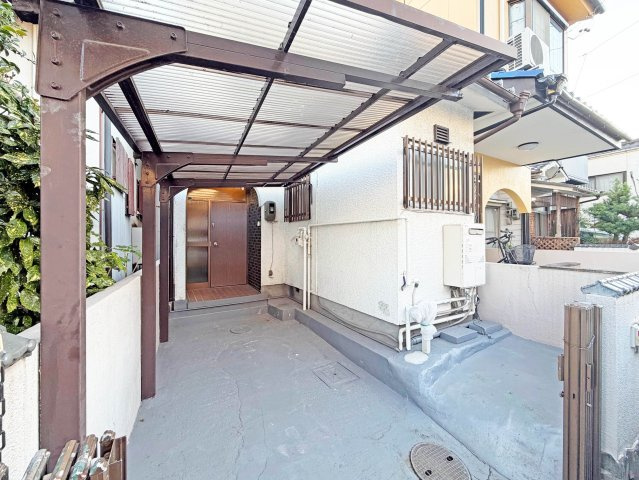 惟信町5丁目戸建のロビー