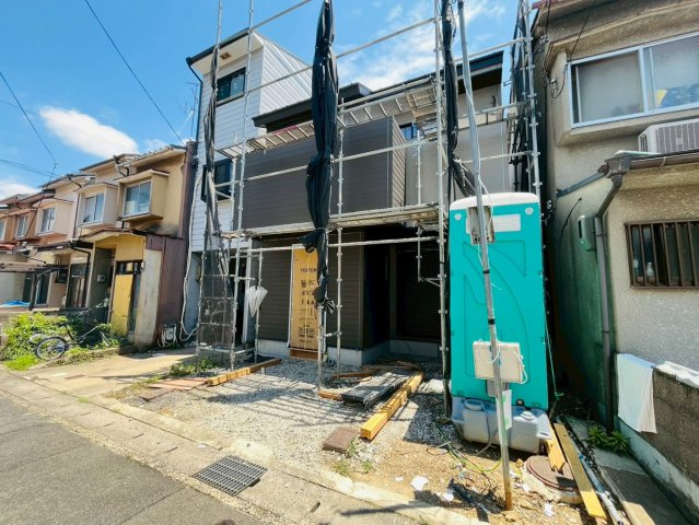 淀美豆町　新築戸建の前面道路含む現地写真