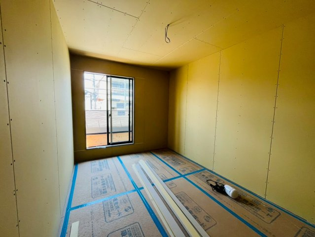 淀美豆町　新築戸建の洋室