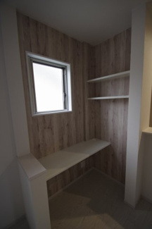 【その他】 | 【仲介手数料無料！！】八王子市長沼町　新築戸建て（全2棟）1号棟　5399万円 | リビング内のスタディコーナー