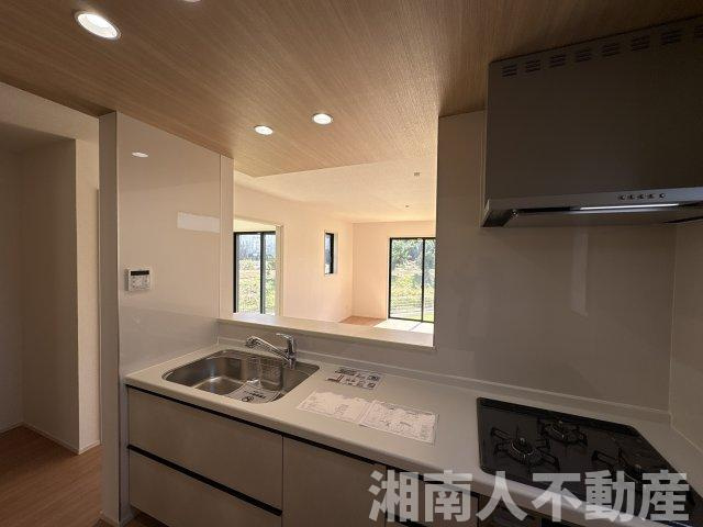 平塚市南金目　新築戸建のキッチン|キッチンでお料理をお楽しみください