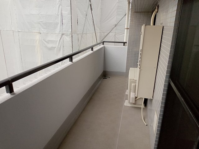 ホワイトコートⅢのバルコニー