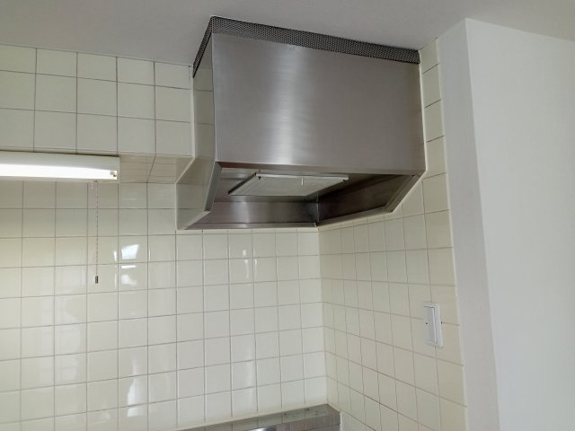 ホワイトコートⅢの玄関