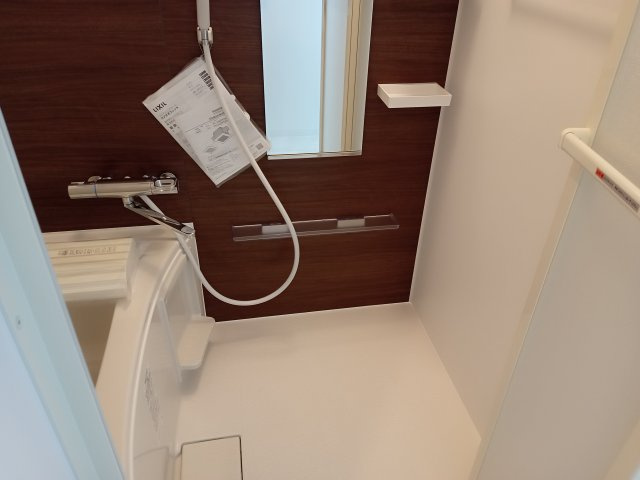 ホワイトコートⅢのシャワールーム