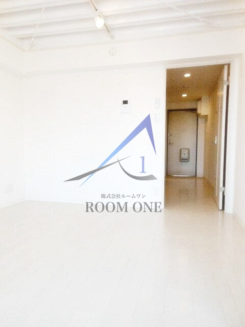 オットーデザインマンションの居間・リビング|洋室のお部屋です。