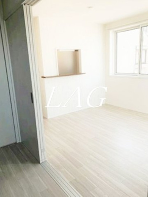 【居間・リビング】 | プティサリチェ | 洋室のお部屋です。