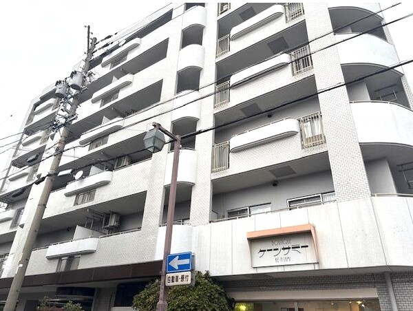 パルナスもよぎ台の外観