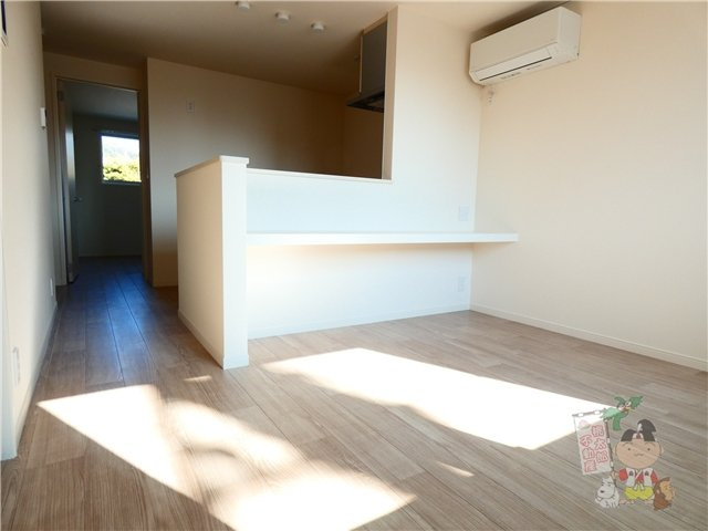 Ｇｒａｔｉａ（グラティア）　の居間・リビング