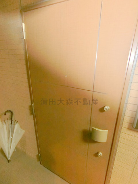 クロスレジデンス蒲田の玄関
