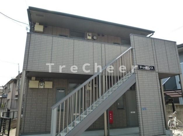 ドゥポンスの外観