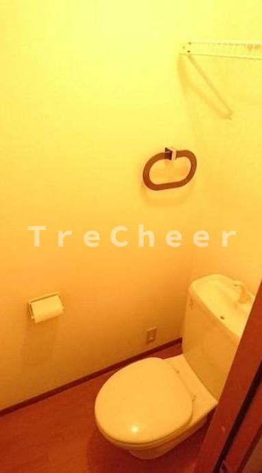 ドゥポンスのトイレ