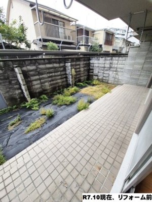 【庭】 | ベル・アーバニティ伏見桃山東