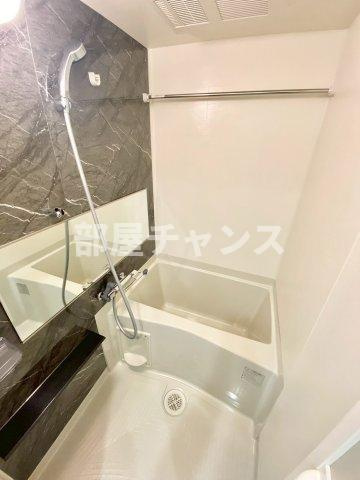 プレサンス上前津オレシアの浴室