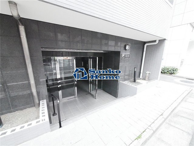 スカイコート日本橋人形町のエントランス