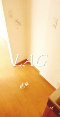 【設備】 | ドゥポンス | 室内洗濯機置場になります。