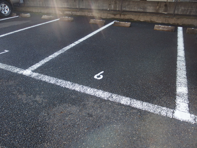 レオパレスピソの駐車場