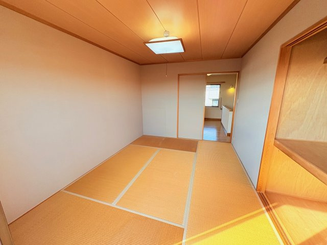 神戸市北区泉台3丁目戸建の和室