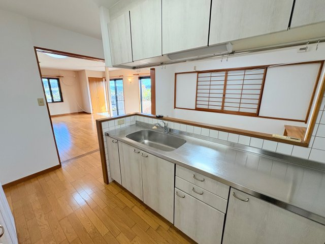 神戸市北区泉台3丁目戸建のキッチン