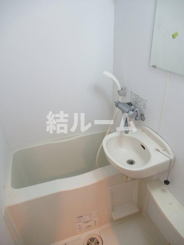 板橋区東新町１丁目の賃貸マンションの浴室