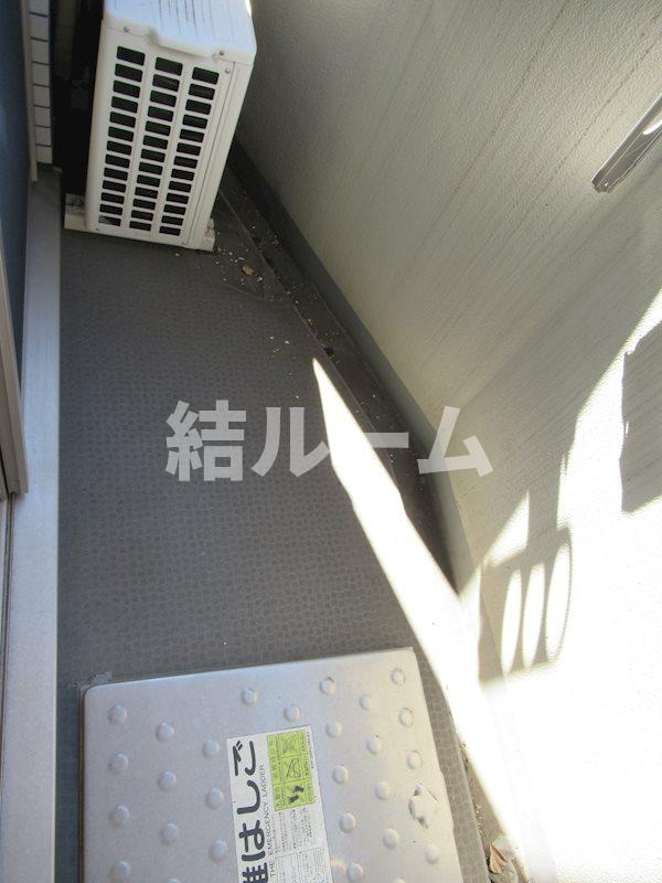 板橋区東新町１丁目の賃貸マンションのバルコニー