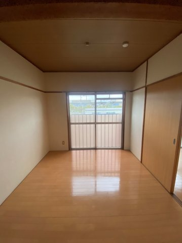 ニューハイツ弥永の洋室