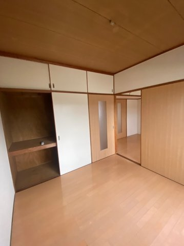 ニューハイツ弥永の洋室