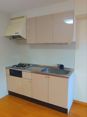 【キッチン】 | レオパレス中井町３