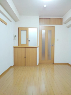 【居間・リビング】 | ウィザード空港通り | 居室・リビング