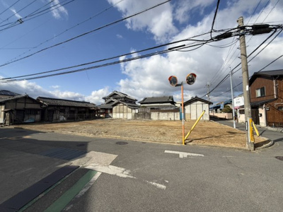 【前面道路含む現地写真】 | 【プレイワーク陶器北】北東角地・土地119坪・建築条件なし・更地渡し | 前面道路含む現地写真です