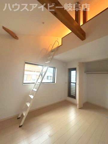 【洋室】の画像