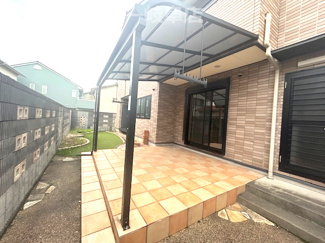 【庭】 | 岐阜市加納花ノ木町築19年！お車並列3台可能！カーポート付き！敷地はゆとりの66坪！リフォーム済み！ | 岐阜市加納花ノ木町築19年！お車並列3台可能！カーポート付き！敷地はゆとりの66坪！リフォーム済み！