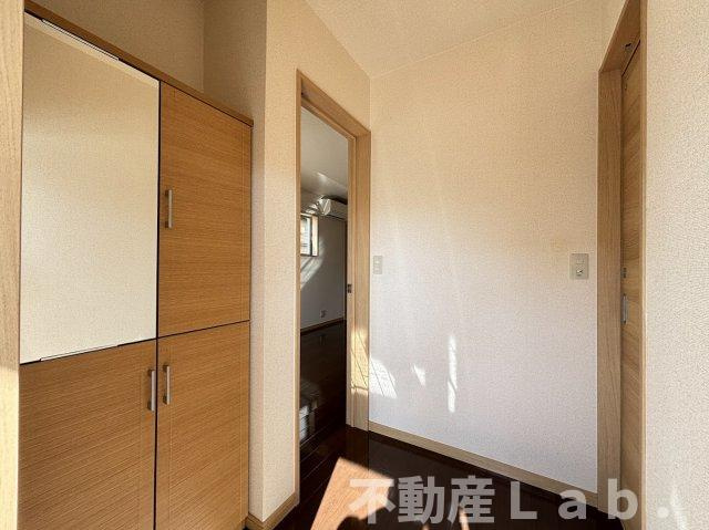 シャルールＢの玄関