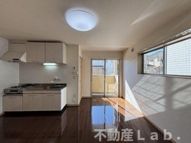 シャルールＢのキッチン