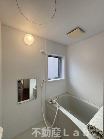 シャルールＢの浴室