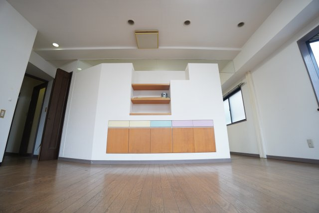 ウォンズ東千葉の居間・リビング