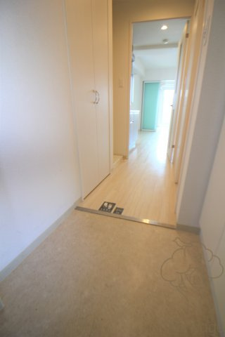 LaCASA新北野の玄関