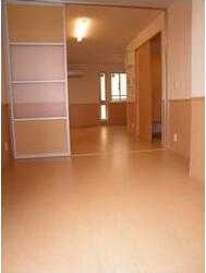 メープル・シャンテの居間・リビング