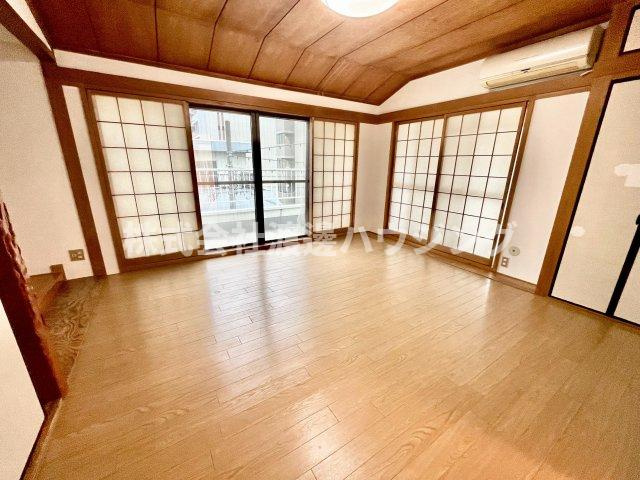 オスカー第1ビルの和室