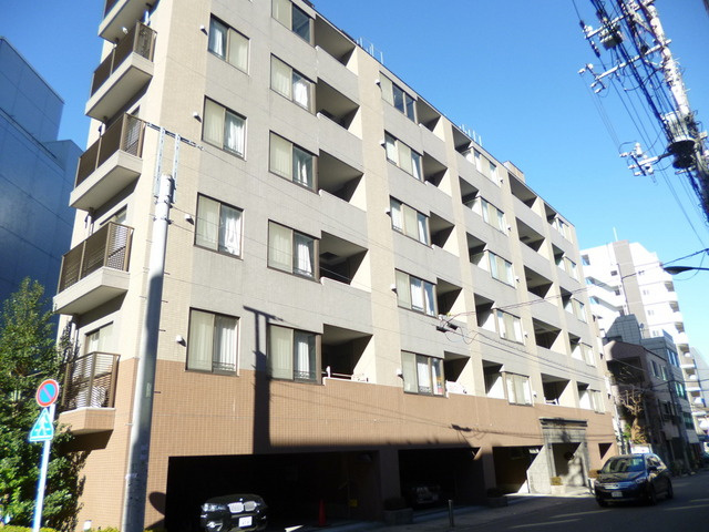 ルピナス王子駅前の外観|都心の喧騒から離れた立地となっております♪