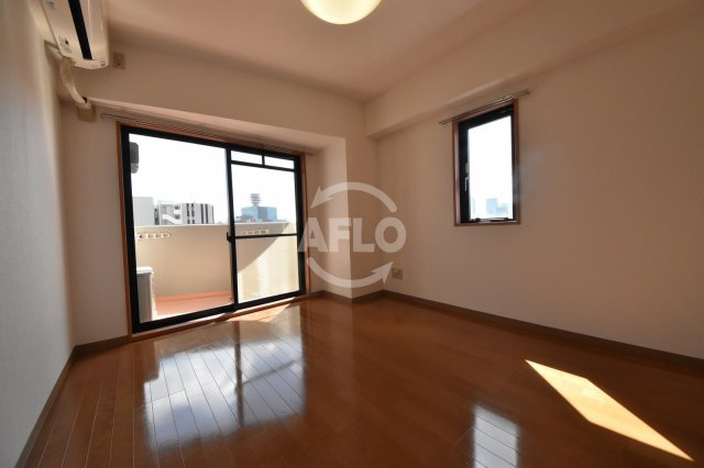 アスティナ天神橋の居間・リビング|アスティナ天神橋　洋室