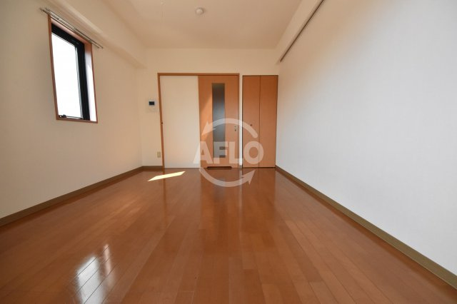 アスティナ天神橋の居間・リビング|アスティナ天神橋　洋室