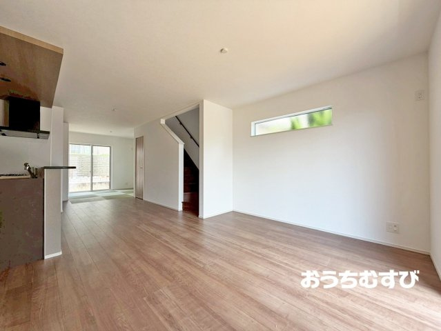 春日井市高森台第9（全2棟）の居間・リビング