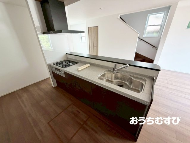 春日井市高森台第9（全2棟）のキッチン
