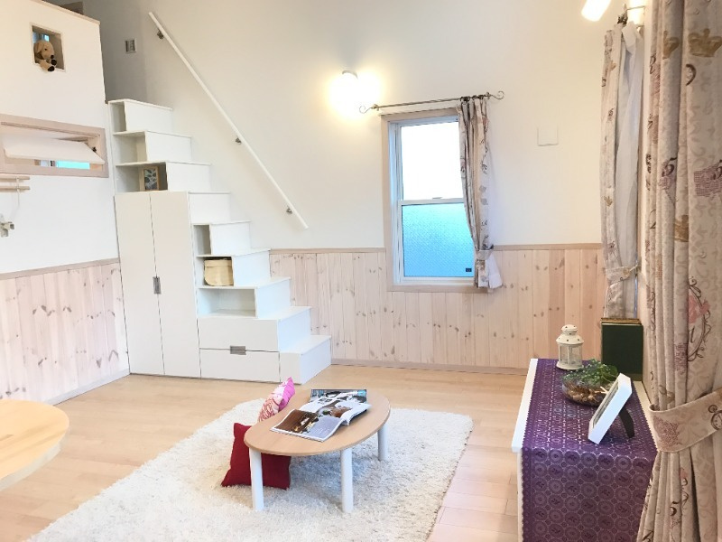 プリマ府中フォレスタ弐番館の居間・リビング