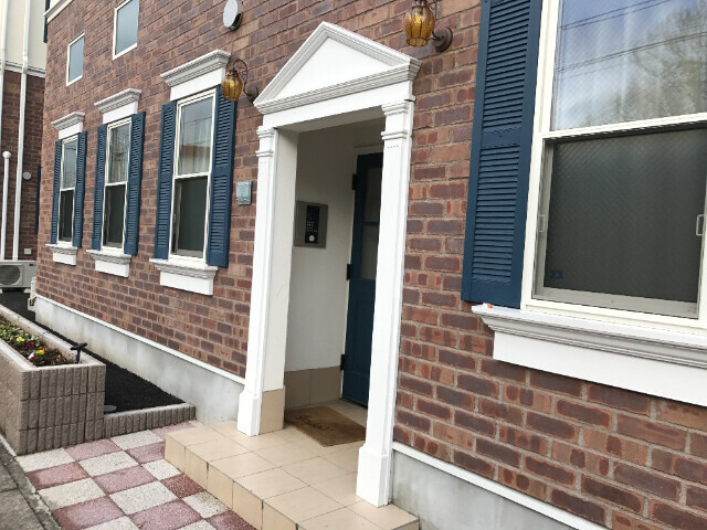 プリマ府中フォレスタ弐番館のエントランス