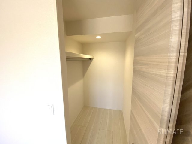 Bleu　Lapinの収納|6.1帖洋室ウォークインクローゼット☆彡