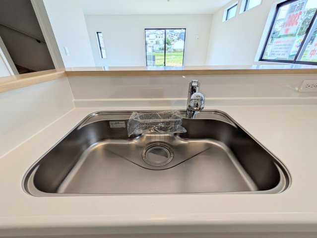 明石市大久保町谷八木新築戸建３号棟のキッチン