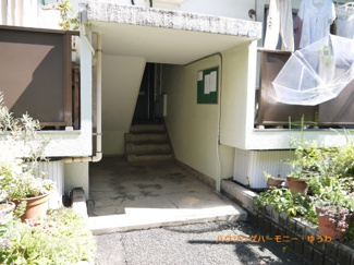 【エントランス】 | 清廉とされたエントランスになっています。