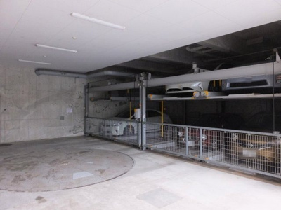 【駐車場】 | エステムコート吹田片山公園フローラ